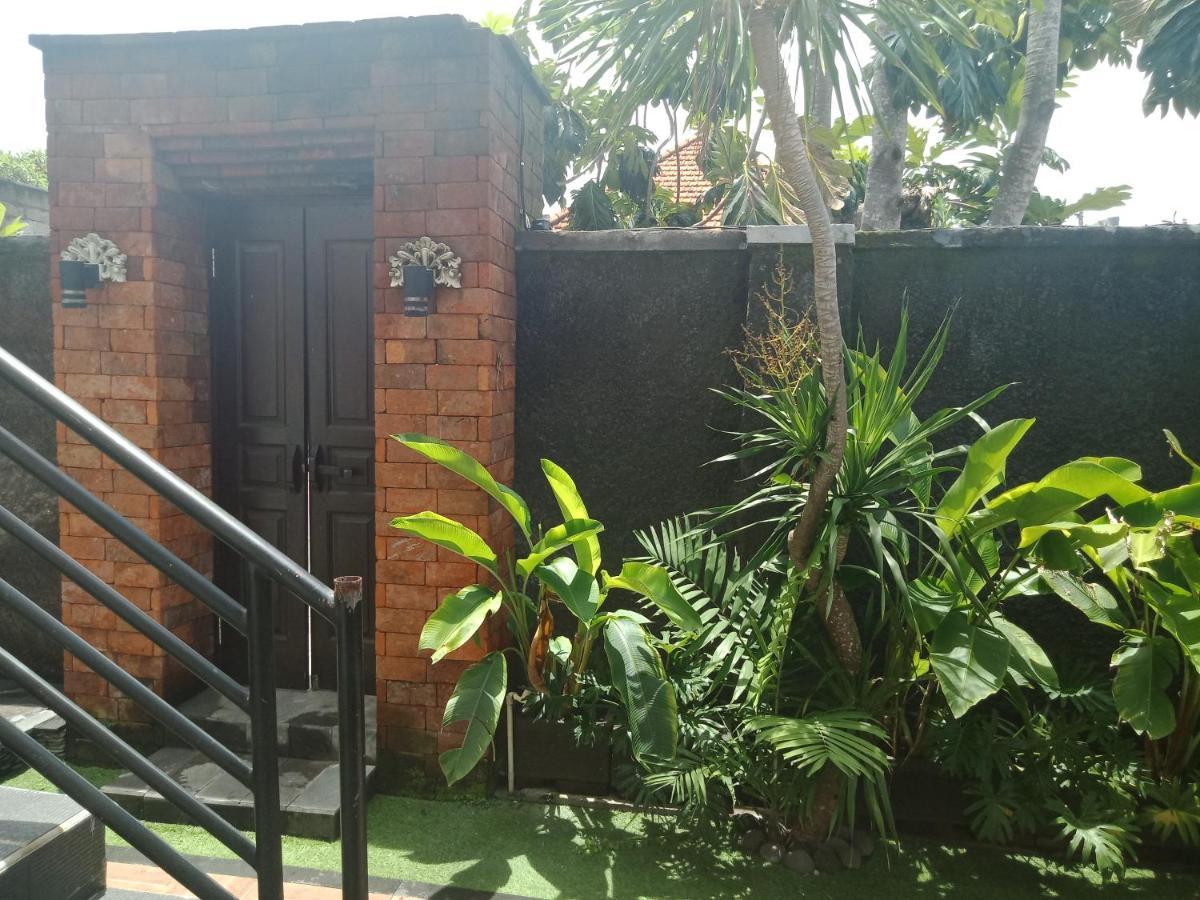 D'Puja Home Stay And Spa Nusa Dua  Esterno foto